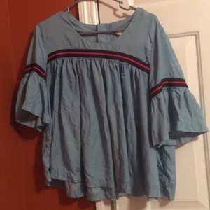 Crown & Ivy blue top